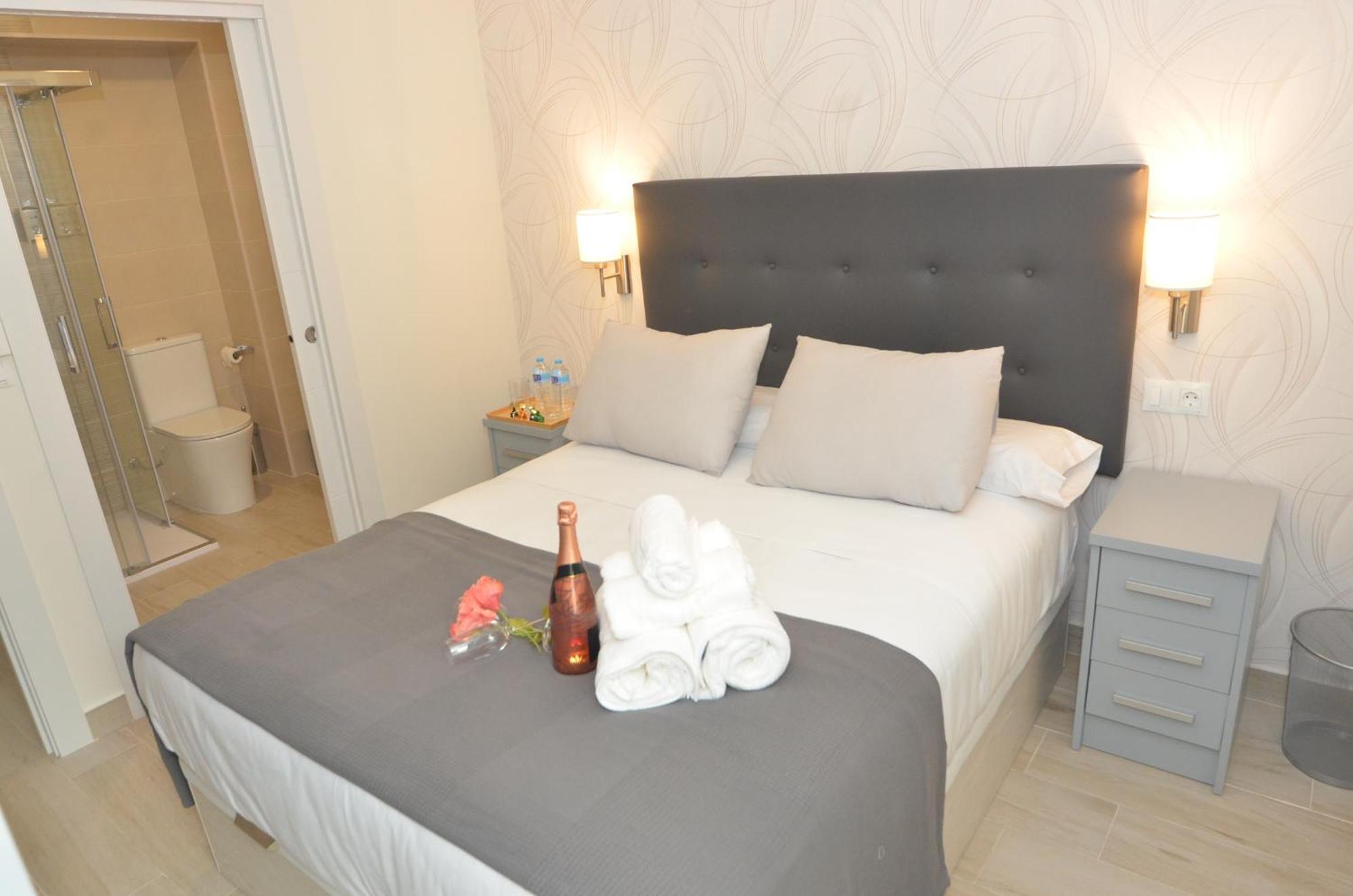 Alojamiento Beethoven Luxury Malaga Exterior photo