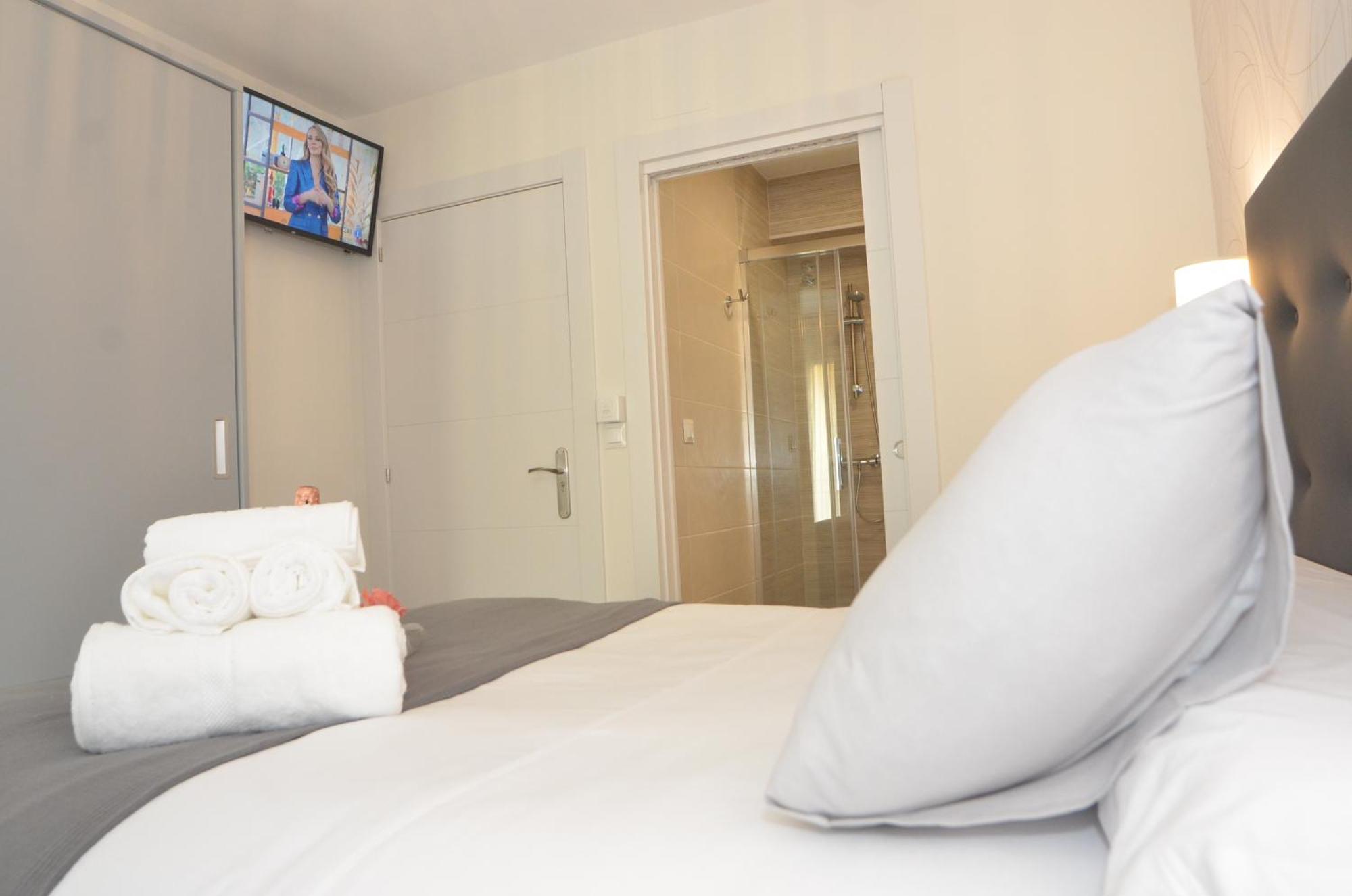 Alojamiento Beethoven Luxury Malaga Exterior photo