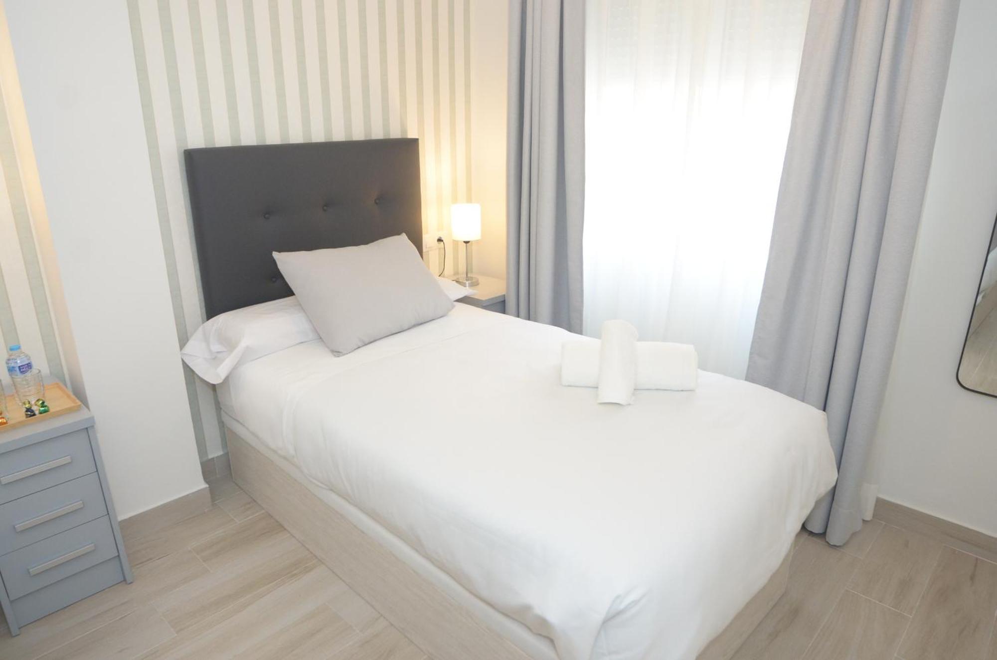 Alojamiento Beethoven Luxury Malaga Exterior photo